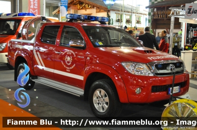 Toyota Hilux IV serie
Vigili del Fuoco
Corpo Volontario di Sesto - Sexten (BZ)
VF FW 32D
Parole chiave: Toyota Hilux_IVserie VFFW32D Civil_Protect_2011