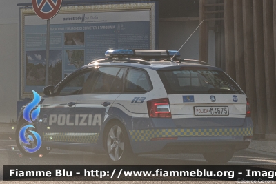 Skoda Octavia Wagon V serie
Polizia di Stato
Polizia Autostradale in servizio sulla rete SAT
Allestimento Focaccia
Decorazione Grafica Artlantis
Con nuova decorazione
POLIZIA M4675
Parole chiave: Skoda Octavia_Wagon_Vserie POLIZIAM4675