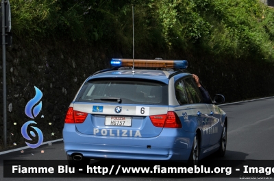 Bmw 320 Touring E91 restyle
Polizia di Stato
Polizia Stradale
POLIZIA H6757 
in scorta al Giro d'Italia 2015
Parole chiave: Bmw 320_Touring_E91_restyle POLIZIAH6757 Giro_Italia_2015