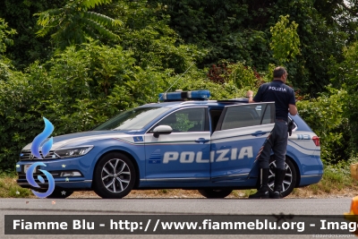 Volkswagen Passat Variant VIII serie
Polizia di Stato
Polizia Stradale in servizio sulla rete autostradale SALT
POLIZIA M0647
Parole chiave: Volkswagen Passat_Variant_VIIIserie POLIZIAM0647