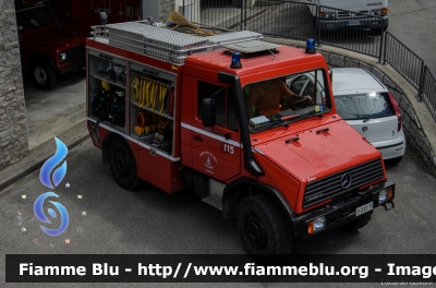 Mercedes-Benz Unimog U100L
Vigili del Fuoco
Distretto della Val Di Sole
Corpo Volontario di Commezzadura (TN)
allestimento Fulmix
VF F07 TN
Parole chiave: Mercedes-Benz Unimog U100L VFF07TN