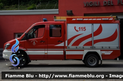 Mercedes-Benz Sprinter 4x4 III serie restyle
Vigili del Fuoco
Distretto della Val Di Sole
Corpo Volontario di Croviana (TN)
Allestito Kofler Fahrzeugbau
VF 5D8 TN
Parole chiave: Mercedes-Benz Sprinter_4x4_IIIserie_restyle VF5D8TN