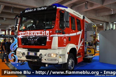 Man TGM 18.340 4x4 II serie
Vigili del Fuoco
Unione Distrettuale Bassa Val Pusteria
Corpo Volontario di Molini di Tures (BZ)
Freiwillige Feuerwehr Mühlen in Taufers
Polisoccorso Pesante allestimento Ziegler
VF FW 32J
Parole chiave: Man TGM_18.340_4x4_IIserie VFFW32J Civil_Protect_2011