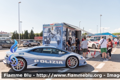 Lamborghini Huracán LP 610-4
Polizia di Stato
Polizia Stradale
POLIZIA M2658
Parole chiave: Lamborghini Huracán_LP_610-4 POLIZIAM2658