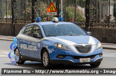 Lancia Nuova Delta
Polizia di Stato
Reparto Prevenzione Crimine
Allestita NCT
Decorazione Grafica Artlantis
POLIZIA H9099
Parole chiave: Lancia Nuova_Delta POLIZIAH9099