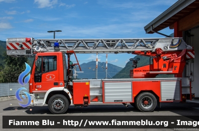 Iveco EuroCargo 120E21 I serie
Vigili del Fuoco
Distretto della Val Di Sole
Veicolo ospitato dal corpo di Malè (TN)
AutoScala da 24 metri allestimento Iveco-Magirus
VF B53 TN
Parole chiave: Iveco EuroCargo_120E21_Iserie VFB53TN