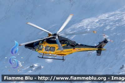 Leonardo AW169M
Guardia di Finanza
Reparto Operativo AereoNavale
Sezione Aerea di Pisa
Volpe 511
Parole chiave: Leonardo AW169M