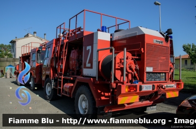 Sirmac Rampini 524D 4x4 Rambo
Vigili del Fuoco
Distaccamento Aeroportuale di Pisa
*Dismesso*
VF 16151
Parole chiave: Sirmac Rampini 524D_4x4_Rambo VF16151