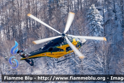 Leonardo AW169M
Guardia di Finanza
Reparto Operativo AereoNavale
Sezione Aerea di Pisa
Volpe 511
Parole chiave: Leonardo AW169M