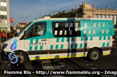 Mercedes-Benz Sprinter III serie restyle
España - Spagna
Ambulàncies Domingo
Parole chiave: Mercedes-Benz Sprinter_IIIserie_restyle Ambulanza