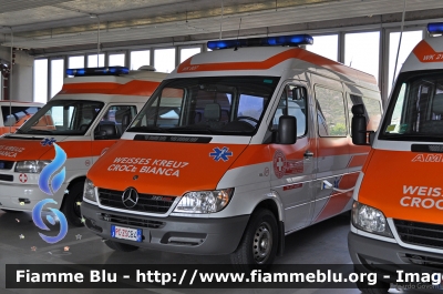 Mercedes-Benz Sprinter II serie
Croce Bianca Vipiteno
Weisses Kreuz Sterzing
WK 807
PC ZS0B4
Parole chiave: Mercedes-Benz Sprinter_IIserie PCZS0B4