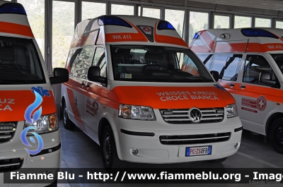 Volkswagen Transporter T5
Weisses Kreuz Bozen
Croce Bianca Bolzano
Ambulanza da Trasporto/KTW
Allestimento "Hornis Silver"
di Ambulanz Mobile
WK411
PC ZS0FB
Parole chiave: Volkswagen Transporter_T5 Ambulanza PCZS0FB