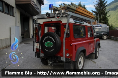 Land-Rover Defender 90
Vigili del Fuoco
Distretto della Val Di Sole
Corpo Volontario di Caldes (TN)
VF 9D0 TN
Parole chiave: Land-Rover Defender_90 VF9D0TN