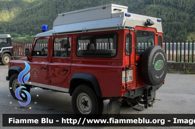 Land-Rover Defender 110
Vigili del Fuoco
Distretto della Val Di Sole
Corpo Volontario di Caldes (TN)
VF 3D3 TN
Parole chiave: Land-Rover Defender_110 VF3D3TN