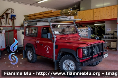 Land-Rover Defender 90
Vigili del Fuoco
Unione distrettuale della Valsugana e Tesino
Corpo Volontario di Ospedaletto (TN)
VF H47 TN
Parole chiave: Land-Rover Defender_90 VFH47TN