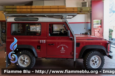 Land-Rover Defender 90
Vigili del Fuoco
Unione distrettuale della Valsugana e Tesino
Corpo Volontario di Ospedaletto (TN)
VF H47 TN
Parole chiave: Land-Rover Defender_90 VFH47TN