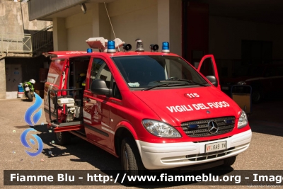 Mercedes-Benz Vito II serie
Vigili del Fuoco
Unione distrettuale della Valsugana e Tesino
Corpo Volontario di Ospedaletto (TN)
Allestito Kofler Fahrzeugbau
VF 6A9 TN
Parole chiave: Mercedes-Benz Vito_IIserie VF6A9TN