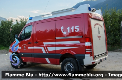 Mercedes-Benz Sprinter 4x4 III serie
Vigili del Fuoco
Unione distrettuale di Cles
Corpo Volontario di Livo (TN)
VF 2H1 TN
Parole chiave: Mercedes-Benz Sprinter_4x4_IIIserie VF2H1TN