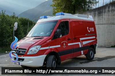 Mercedes-Benz Sprinter 4x4 III serie
Vigili del Fuoco
Unione distrettuale di Cles
Corpo Volontario di Livo (TN)
VF 2H1 TN
Parole chiave: Mercedes-Benz Sprinter_4x4_IIIserie VF2H1TN