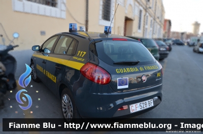 Fiat Nuova Bravo
Guardia di Finanza
GdiF 528 BF
Parole chiave: Fiat Nuova_Bravo GdiF528BF