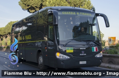 Scania Irizar New Century 12.35
Guardia di Finanza
GdiF 508 BH
Parole chiave: Scania Irizar New_Century_12.35 GdiF508BH Festa_della_Repubblica_2014