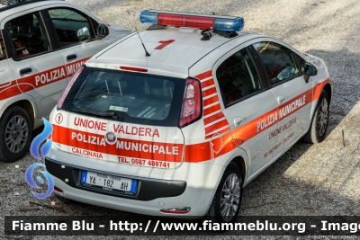 Fiat Punto Evo
Polizia Municipale Unione Valdera
Comune di Calcinaia (PI)
Allestita GiorgettiCar
Codice Automezzo: 1
POLIZIA LOCALE YA 182 AH
Parole chiave: Fiat Punto_Evo POLIZIALOCALEYA182AH SanSebastiano2020