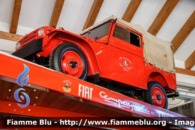 Fiat Campagnola I serie
Vigili del Fuoco
Unione distrettuale della Valsugana e Tesino
Corpo Volontario di Scurelle (TN)
*Veicolo Storico*
VF 7F4 TN
Parole chiave: Fiat Campagnola_Iserie VF7F4TN