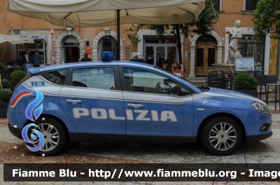 Lancia Nuova Delta
Polizia di Stato
Reparto Prevenzione Crimine
Allestita NCT 
Decorazione Grafica Artlantis
POLIZIA H9041
Parole chiave: Lancia Nuova_Delta POLIZIAH9041