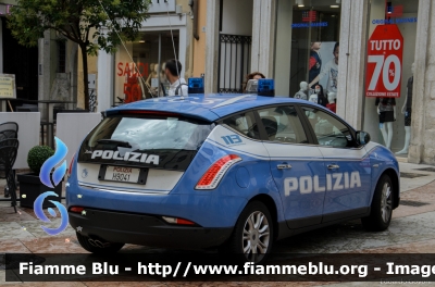 Lancia Nuova Delta
Polizia di Stato
Reparto Prevenzione Crimine
Allestita NCT 
Decorazione Grafica Artlantis
POLIZIA H9041
Parole chiave: Lancia Nuova_Delta POLIZIAH9041