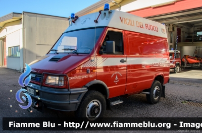 Iveco Daily 4x4 II serie
Vigili del Fuoco
Unione distrettuale di Cles
Corpo Volontario di Taio (TN)
VF E38 TN 
Parole chiave: Iveco Daily_4x4_IIserie VFE38TN