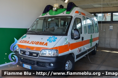 Fiat Ducato III serie
Pubblica Assistenza Croce Verde Reggio Emilia
"Victor 12"
Allestita Aricar
Parole chiave: Fiat Ducato_IIIserie Ambulanza