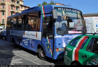 Iveco 100E18
Polizia di Stato
Polizia Stradale
"Pullman Azzurro"
in scorta al Giro d'Italia 2011
POLIZIA D7760
Parole chiave: Iveco 100E18 POLIZIAD7760