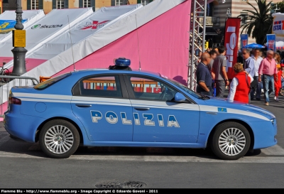 Alfa Romeo 159
Polizia di Stato
Polizia Stradale
in scorta al Giro d'Italia 2011
POLIZIA F9838
Parole chiave: Alfa-Romeo 159 POLIZIAF9838