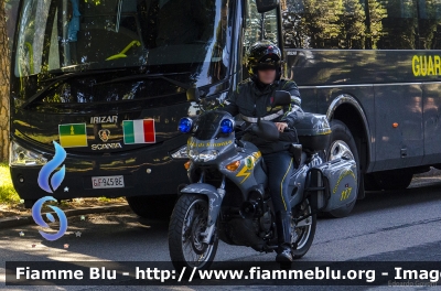 Aprilia Pegaso I serie
Guardia di Finanza
GdiF 11673
Parole chiave: Aprilia Pegaso_Iserie Festa_della_Repubblica_2014 GdiF11673