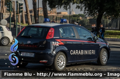 Fiat Punto VI serie
Carabinieri
CC DI 785
Parole chiave: Fiat Punto_VIserie CCDI785 festa_della_repubblica_2015