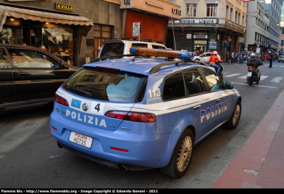 Alfa Romeo 159 Sportwagon
Polizia di Stato
Polizia Stradale
in scorta al Giro d'Italia 2011
POLIZIA H0735
Parole chiave: Alfa-Romeo 159_Sportwagon POLIZIAH0735