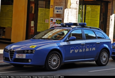 Alfa Romeo 159 Sportwagon
Polizia di Stato
Polizia Stradale
in scorta al Giro d'Italia 2011
POLIZIA H0735
Parole chiave: Alfa-Romeo 159_Sportwagon POLIZIAH0735