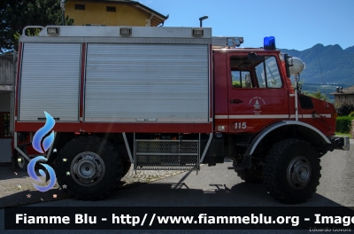 Mercedes-Benz Unimog U435
Vigili del Fuoco
Distretto di Cles
Corpo Volontario di Nanno (TN)
Allestito Rosenbauer
Ex Corpo Vigili del Fuoco Santa Cristina Val Gardena (BZ)
VF Z94 TN
Parole chiave: Mercedes-Benz Unimog_U435 VFZ94TN