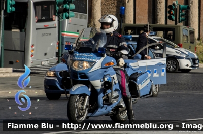 Bmw R850RT II serie
Polizia di Stato
Polizia Stradale
Parole chiave: Bmw R850RT_IIserie festa_della_repubblica_2015