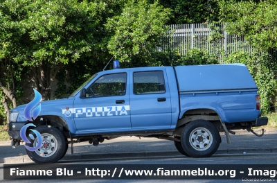 Toyota Hilux II serie 
Polizia di Stato
POLIZIA B2051
Parole chiave: Toyota Hilux_IIserie POLIZIAB2051 Festa_della_Repubblica_2014