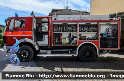 Mercedes-Benz 1219
Vigili del Fuoco
Unione distrettuale di Cles
Corpo Volontario di Terres (TN)
AutoPompa Allestita Ziegler
Ex Corpo Volontario di Cles
VF A70 TN
Parole chiave: Mercedes-Benz 1219 VFA70TN