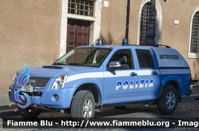 Isuzu D-Max I serie restyle
Polizia di Stato
Nucleo Artificieri
POLIZIA H2974
Parole chiave: Isuzu D-Max_Iserie_restyle POLIZIAH2974 Festa_della_Republica_2014