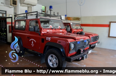 Land-Rover Defender 90
Vigili del Fuoco
Unione distrettuale di Cles
Corpo Volontario di Cunevo (TN)
VF 1D3 TN
Parole chiave: Land-Rover Defender_90 VF1D3TN