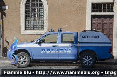 Isuzu D-Max I serie restyle
Polizia di Stato
Nucleo Artificieri
POLIZIA H2974
Parole chiave: Isuzu D-Max_Iserie_restyle POLIZIAH2974 Festa_della_Republica_2014