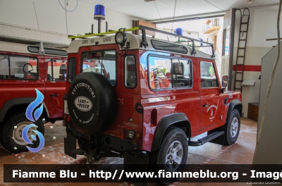 Land-Rover Defender 90
Vigili del Fuoco
Unione distrettuale di Cles
Corpo Volontario di Cunevo (TN)
VF 1D3 TN
Parole chiave: Land-Rover Defender_90 VF1D3TN