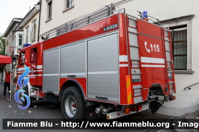 Scania 92H450
Vigili del Fuoco
Unione Distrettuale Bolzano 
Bezirksverband Bozen
Corpo Volontario di San Michele Appiano
Freiwillige Feuerwehr Saint Michael Eppan 
Allestimento Baribbi
VF 0MM BZ
Parole chiave: Scania 92H450 VF0MMBZ