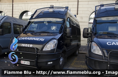 Iveco Daily V serie
Carabinieri
VIII Battaglione "Lazio"
CC DF 456
Parole chiave: Iveco Daily_Vserie CCDF457 Festa_della_Republica_2014