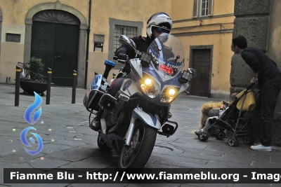 Moto Guzzi Norge
Polizia di Stato
Polizia Stradale
scorta 1000 Miglia 2014
Parole chiave: Moto Guzzi Norge