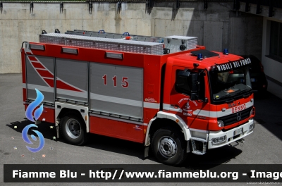 Mercedes-Benz Atego 1529 4x4 II serie
Vigili del Fuoco
Unione distrettuale di Mezzolombardo
Corpo Volontario di Denno (TN)
AutoPompa allestimento BAI
VF 4D9 TN
Parole chiave: Mercedes-Benz Atego_1529_4x4_IIserie VF4D9TN