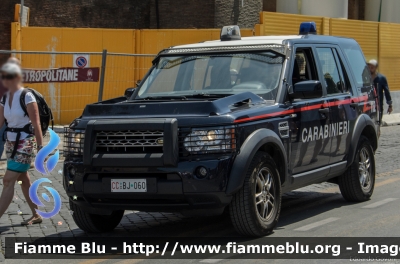 Land-Rover Discovery 4
Carabinieri
VIII Battaglione "Lazio"
CC BJ 060
Parole chiave: Land-Rover Discovery_4 festa_della_repubblica_2015 CCBJ060